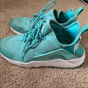 Nike Huaraches Turquoise Blue
